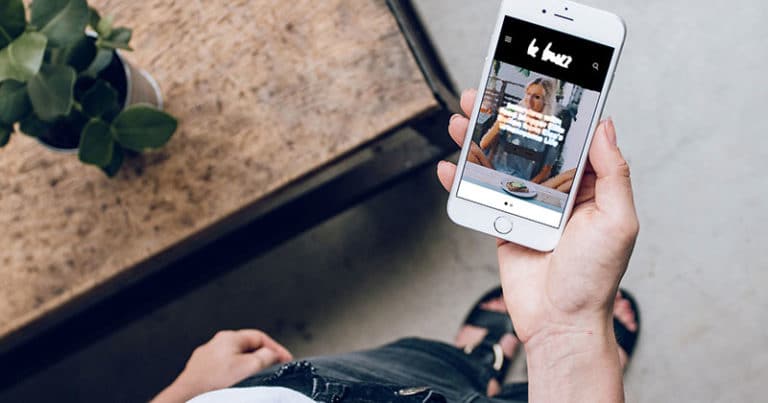 Parent using a co-parenting app
